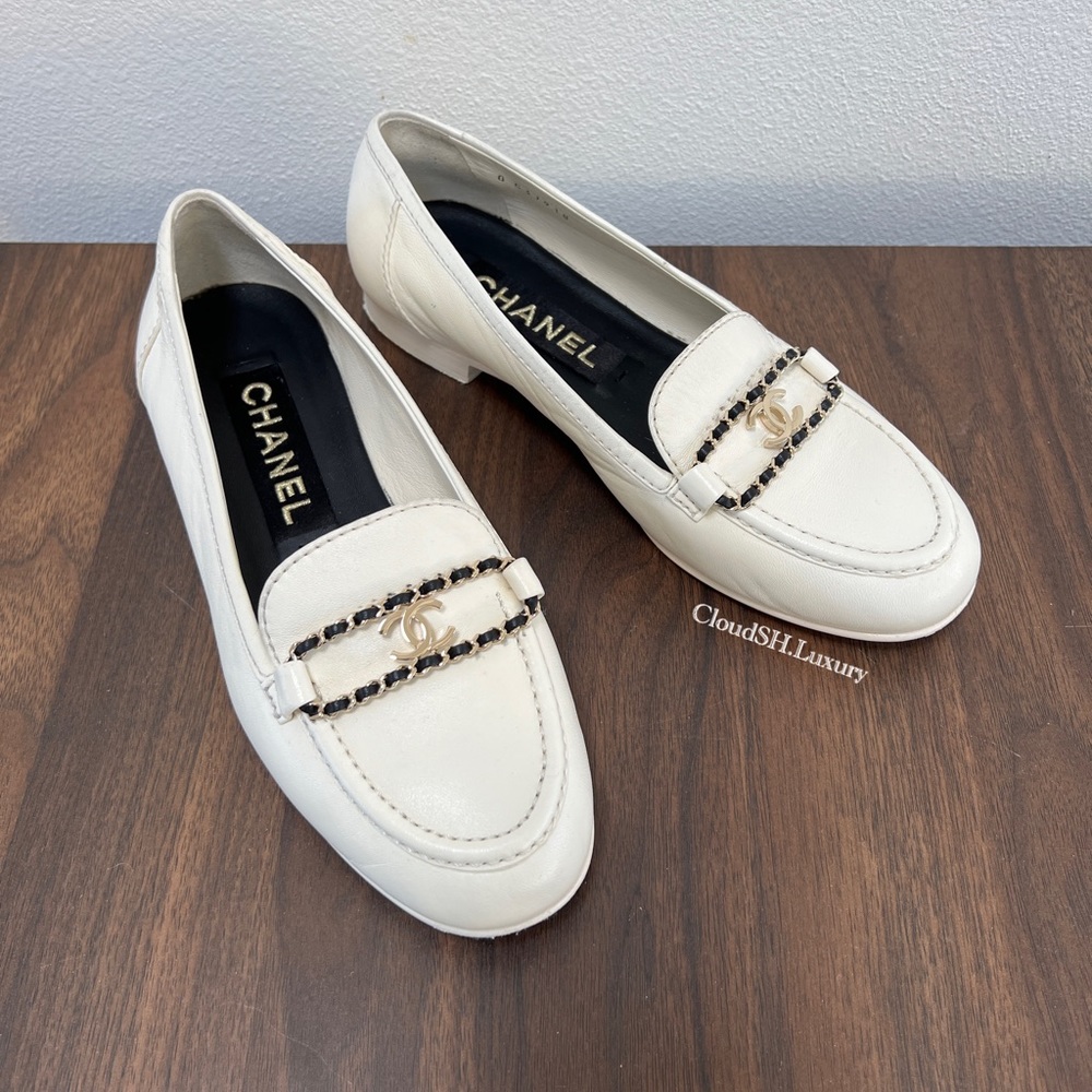 Auth Chanel White Classic CC Logo Loafers , Size 37.5 - PreLoved